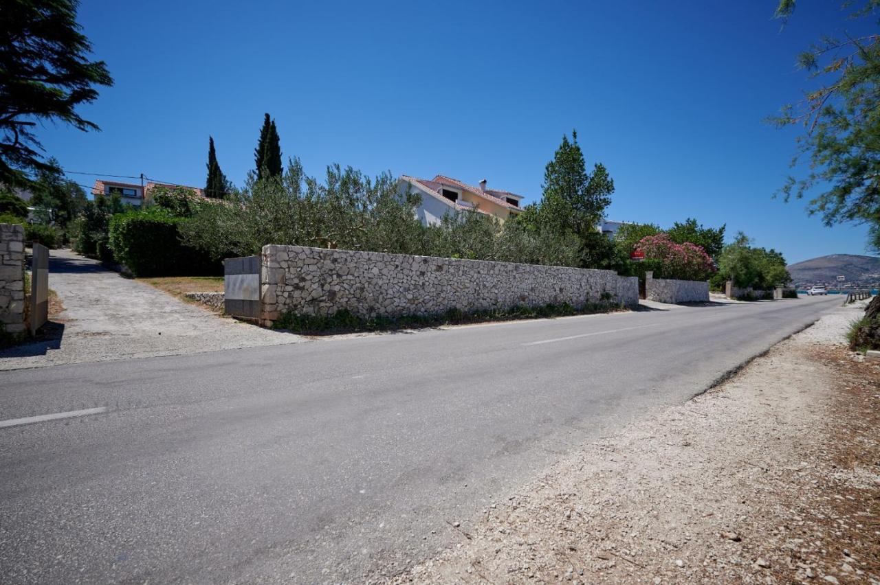 Villa Lovor Trogir Exterior photo